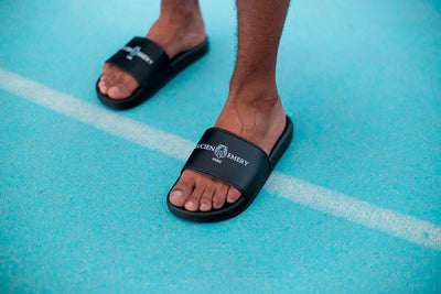 Claquettes Noirs - lucienemery