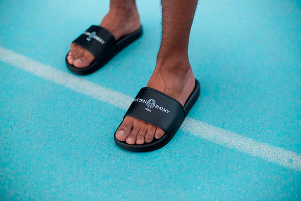 Claquettes Noirs - lucienemery